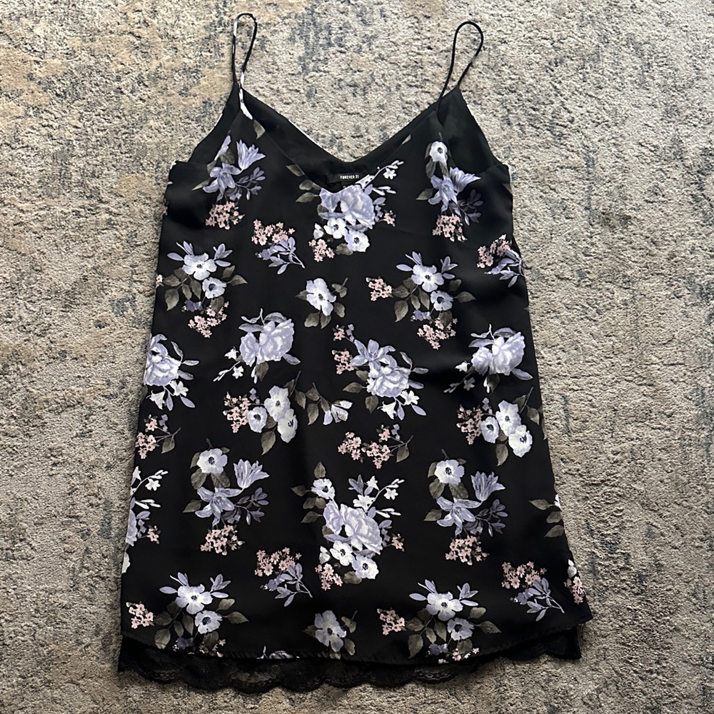 Forever 21 Black Floral V-Neck Dress